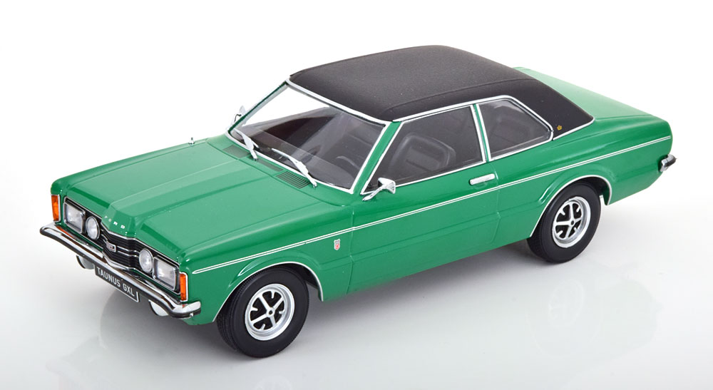 Ford Taunus GXL Sedan 1971 Groen/Mat Zwart - 1:18